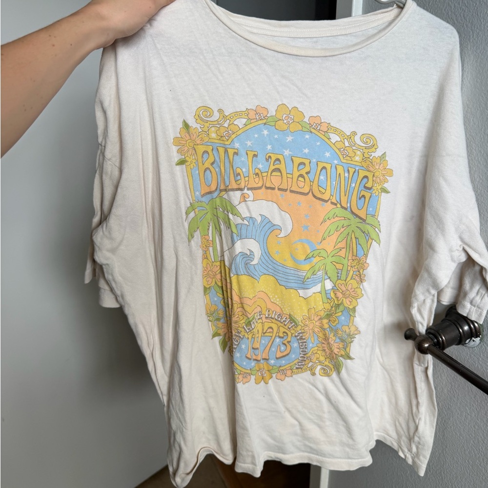 BILLABONG TEE SHIRT